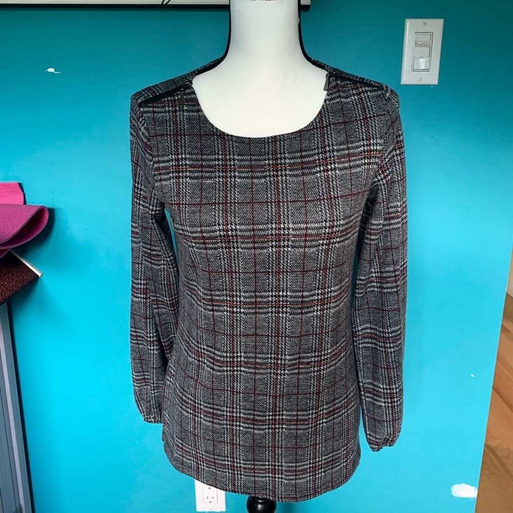 Plaid long top